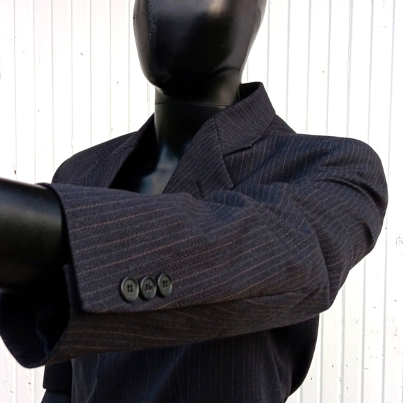 Oleg Cassini Men's Vintage Pin Stripe (3) Button Luxury Blazer - Picture 2 of 16